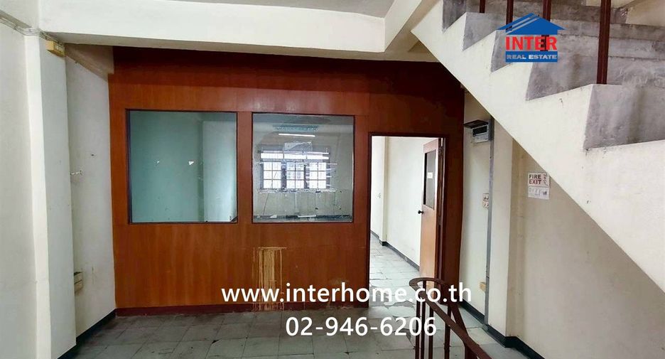 For sale retail Space in Chom Thong, Bangkok