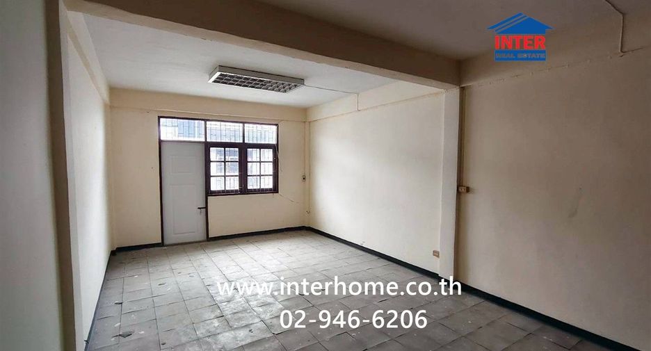 For sale retail Space in Chom Thong, Bangkok