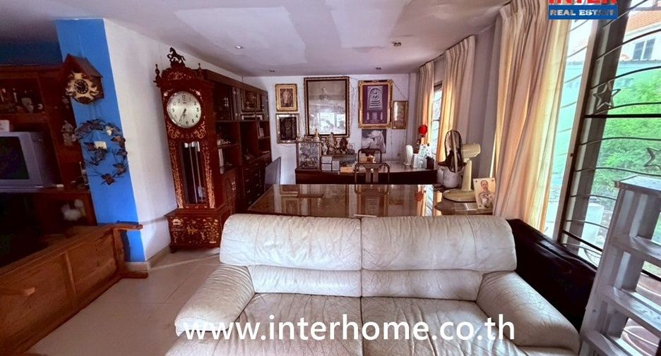 Haus zum Kauf mit 3 Zimmer in Bang Bo, Samut Prakan
