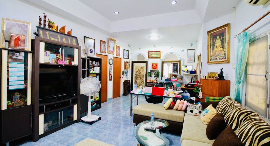For sale 3 bedrooms house in Ban Chang, Rayong