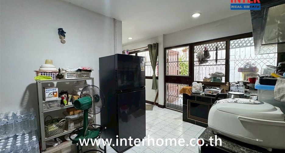 Casa en venta de 2 habitaciones en Bang Khen, Bangkok