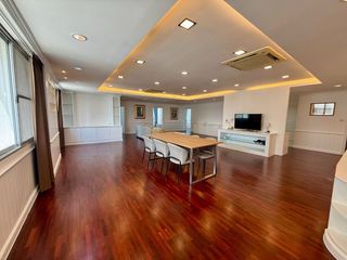 出租 3 卧室 公寓 在 Watthana, 曼谷