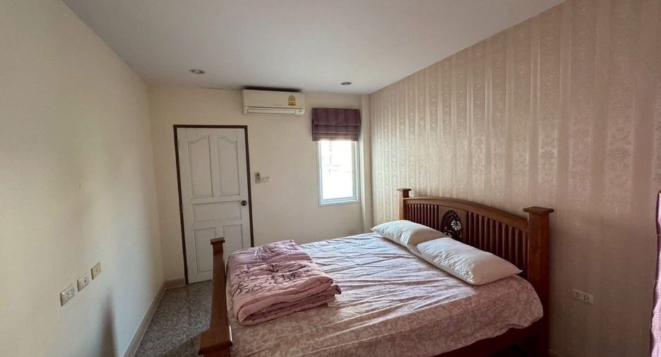 For rent 3 bedrooms house in San Sai, Chiang Mai