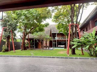 ให้เช่า 6 ห้องนอน บ้านเดี่ยว ใน วัฒนา, กรุงเทพฯ