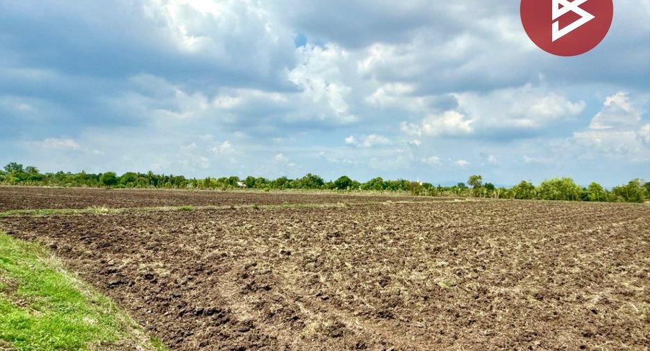 For sale land in Khok Samrong, Lopburi