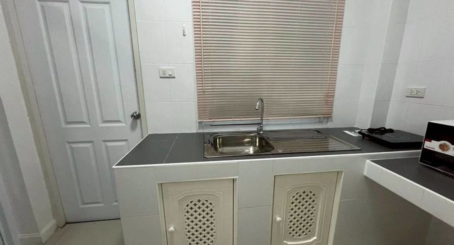 For rent 3 bedrooms house in San Kamphaeng, Chiang Mai