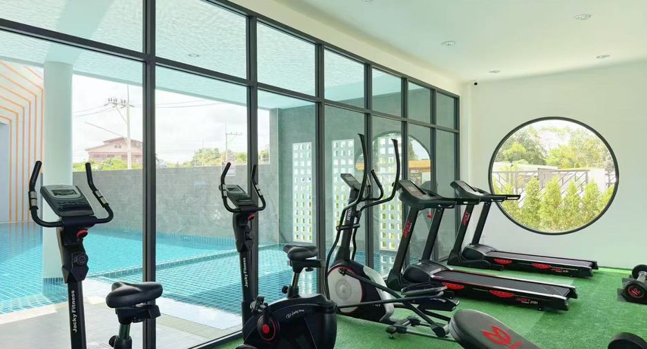 For sale 3 bedrooms townhouse in East Pattaya, Pattaya