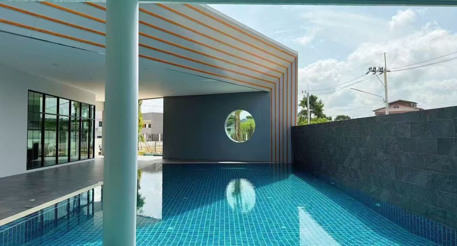 For sale 3 bedrooms townhouse in East Pattaya, Pattaya