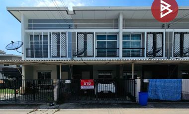 Casa adosada en venta de 3 habitaciones en Mueang Chon Buri, Chonburi