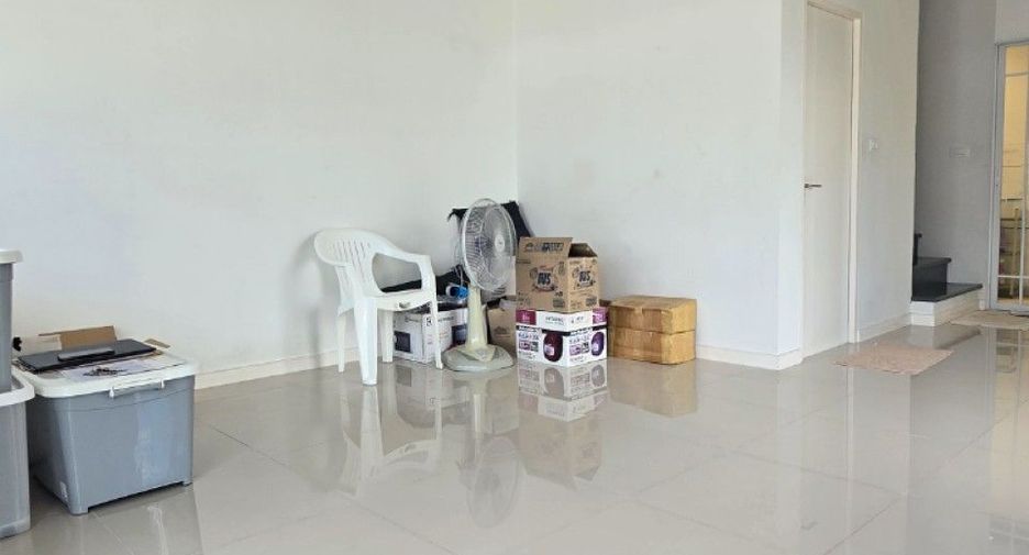 For sale 2 bedrooms townhouse in Bang Phli, Samut Prakan