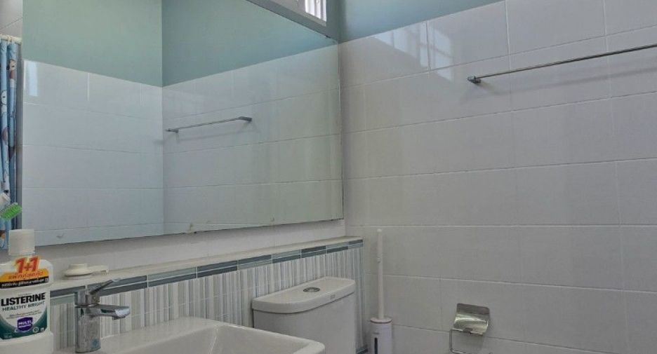 For sale 2 bedrooms townhouse in Bang Phli, Samut Prakan