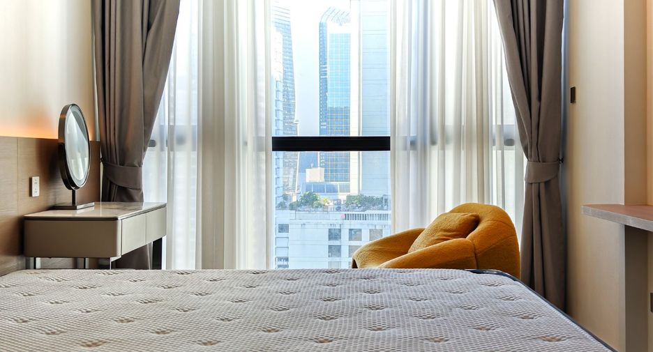 For rent 3 bedrooms condo in Sathon, Bangkok