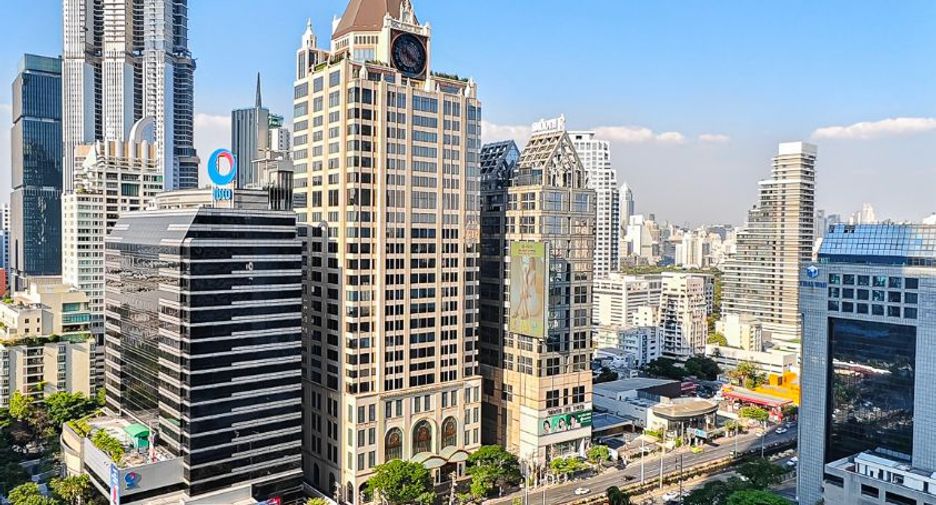 For rent 3 bedrooms condo in Sathon, Bangkok