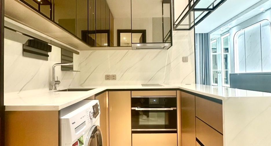 For rent 1 bed condo in Sathon, Bangkok