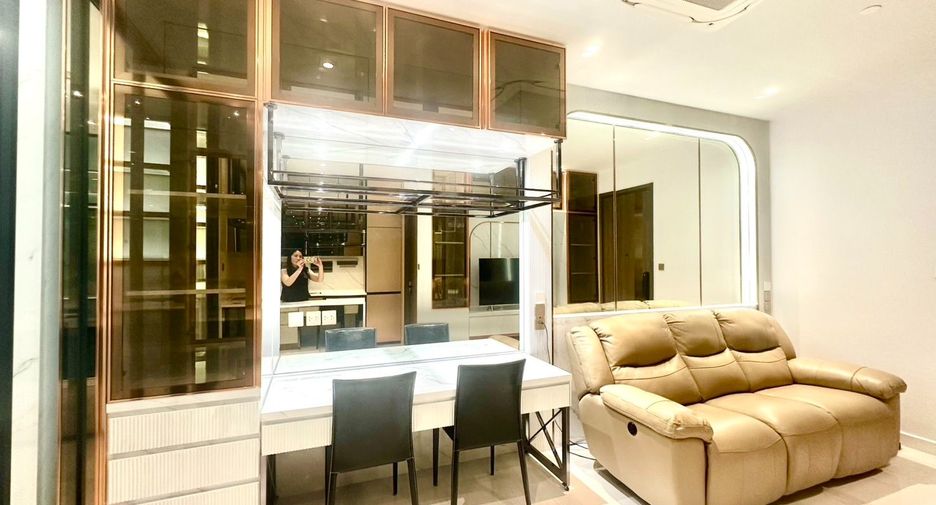 For rent 1 bed condo in Sathon, Bangkok