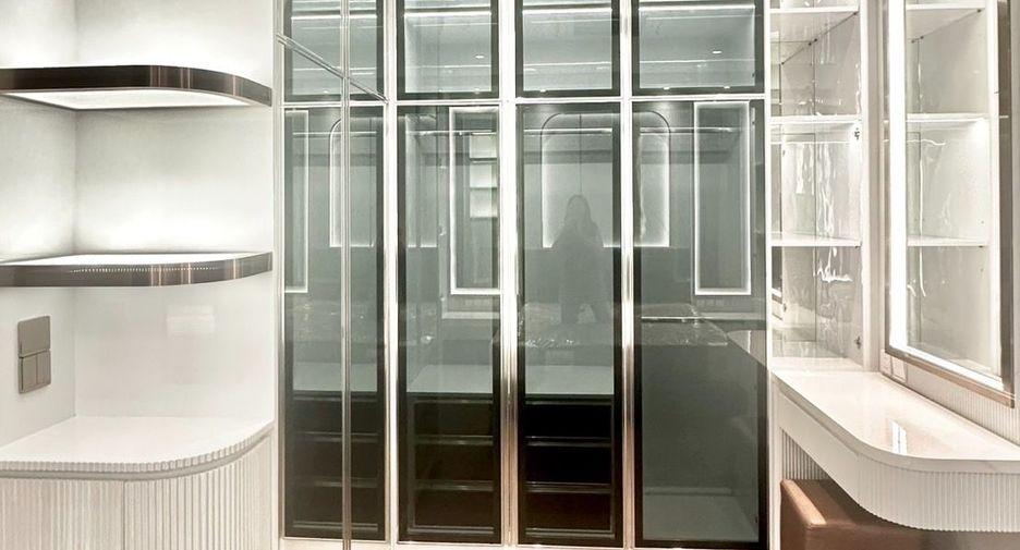 For rent 1 bed condo in Sathon, Bangkok