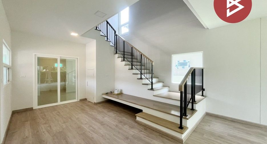 Casa adosada en venta de 4 habitaciones en Bang Yai, Nonthaburi