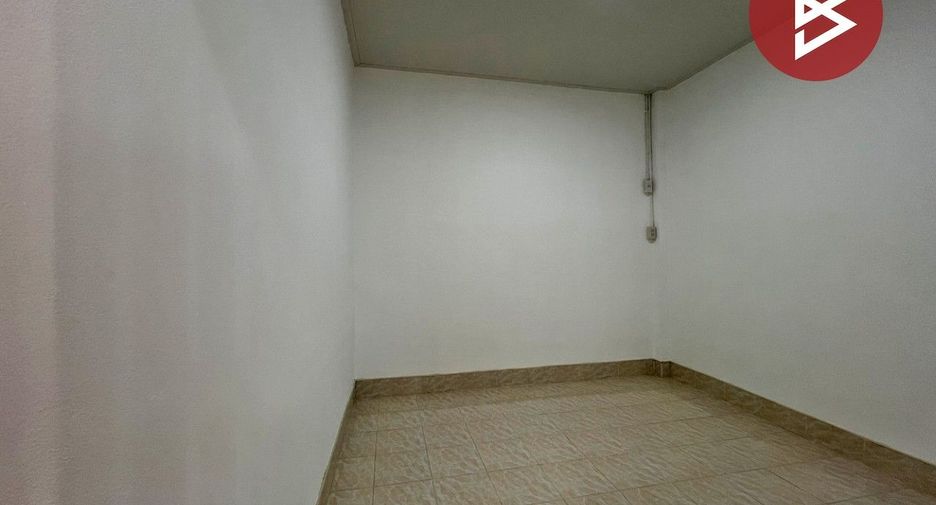 À vendre 3 chambres maison à Phanat Nikhom, Chonburi