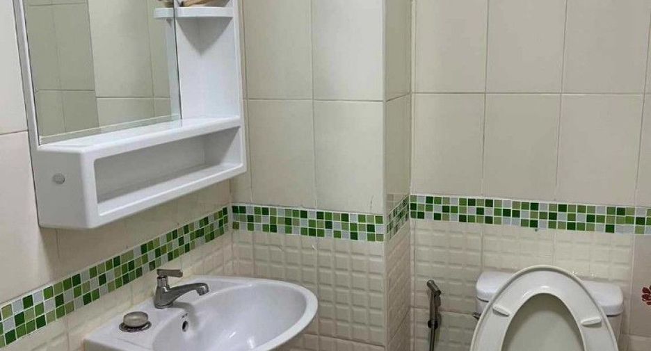 For sale 1 bed condo in Mueang Chon Buri, Chonburi
