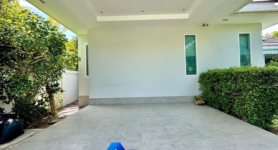 For sale 3 bedrooms villa in Hua Hin, Prachuap Khiri Khan