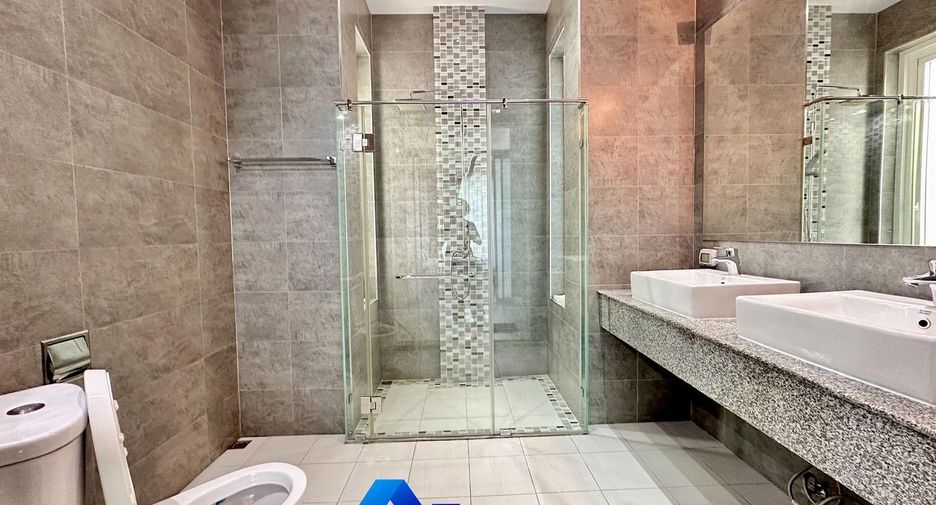 For sale 3 bedrooms villa in Hua Hin, Prachuap Khiri Khan