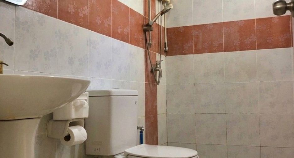 Casa en venta de 3 habitaciones en Thanyaburi, Pathum Thani