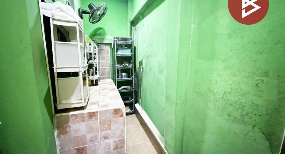 For sale 2 bedrooms townhouse in Si Racha, Chonburi