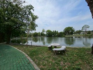 For sale 5 bedrooms house in Taling Chan, Bangkok
