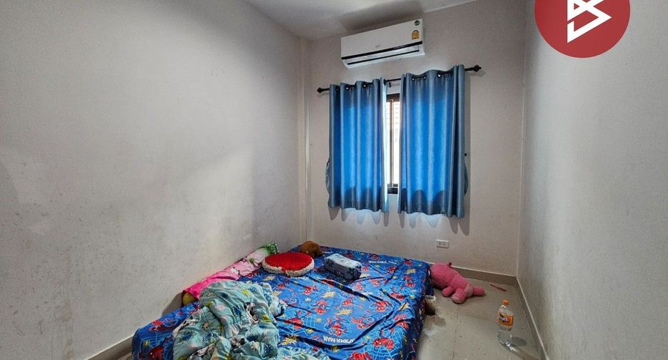 Casa adosada en venta de 3 habitaciones en Mueang Chon Buri, Chonburi