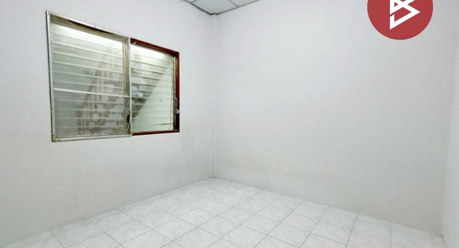Reihenhaus zum Kauf mit 2 Zimmer in Mueang Samut Songkhram, Samut Songkhram