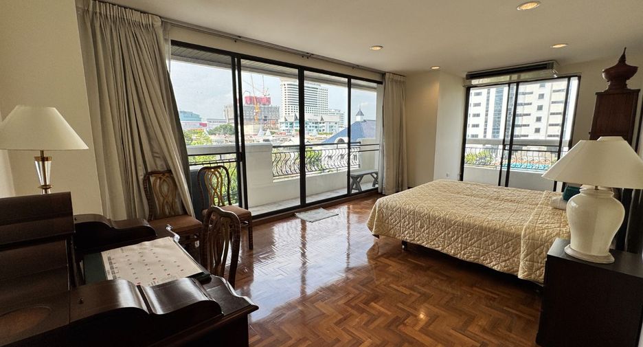 À louer 3 chambres condo à Watthana, Bangkok