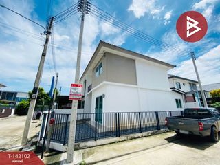 For sale 3 bedrooms townhouse in Mueang Pathum Thani, Pathum Thani
