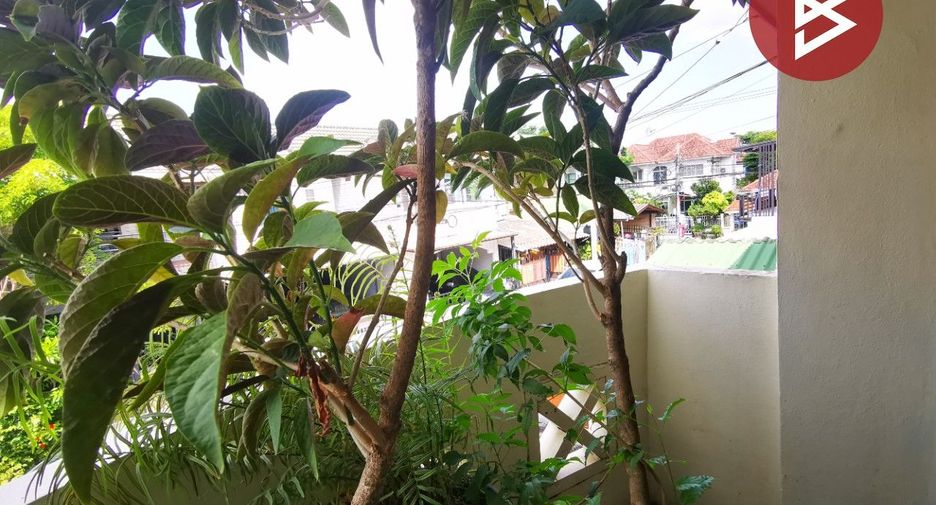 Reihenhaus zum Kauf mit 2 Zimmer in Sai Noi, Nonthaburi