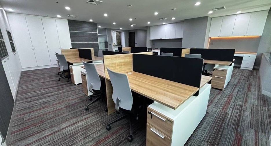 Oficina en alquiler en Watthana, Bangkok