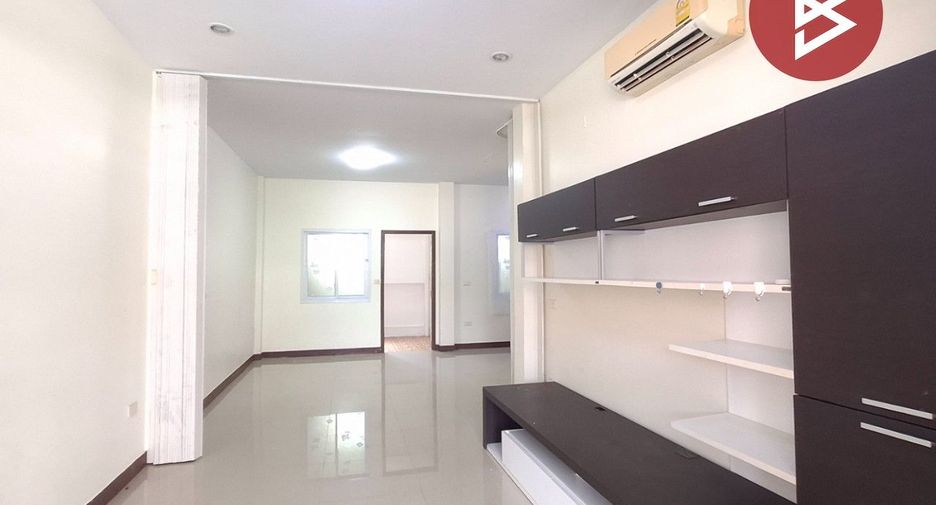 For sale 3 ベッドルーム townhouse in Mueang Roi Et, Roi Et