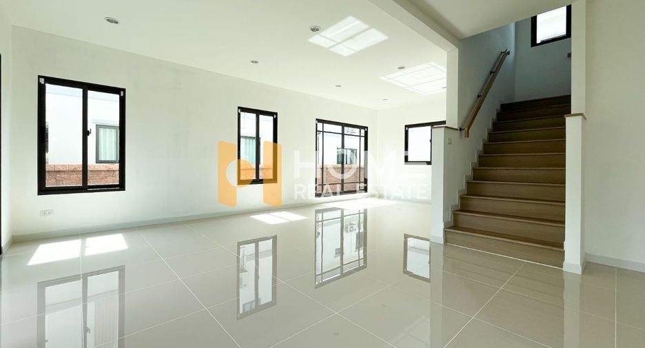 Haus zum Kauf mit 4 Zimmer in Bang Phli, Samut Prakan