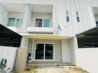 Reihenhaus zur Miete mit 2 Zimmer in Mueang Chiang Mai, Chiang Mai