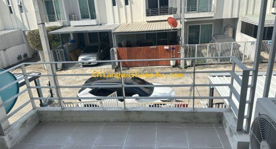 Casa adosada en alquiler de 2 habitaciones en Mueang Chiang Mai, Chiang Mai