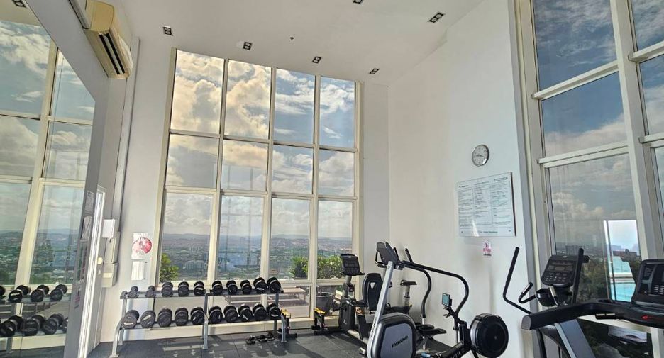 For rent and for sale 1 bed condo in Pratumnak, Pattaya
