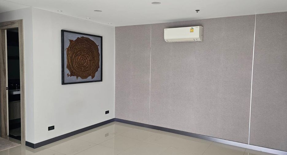 For rent and for sale 1 bed condo in Pratumnak, Pattaya