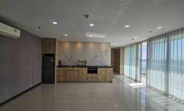 À louer et à vendre 2 chambres condo à Pratumnak, Pattaya