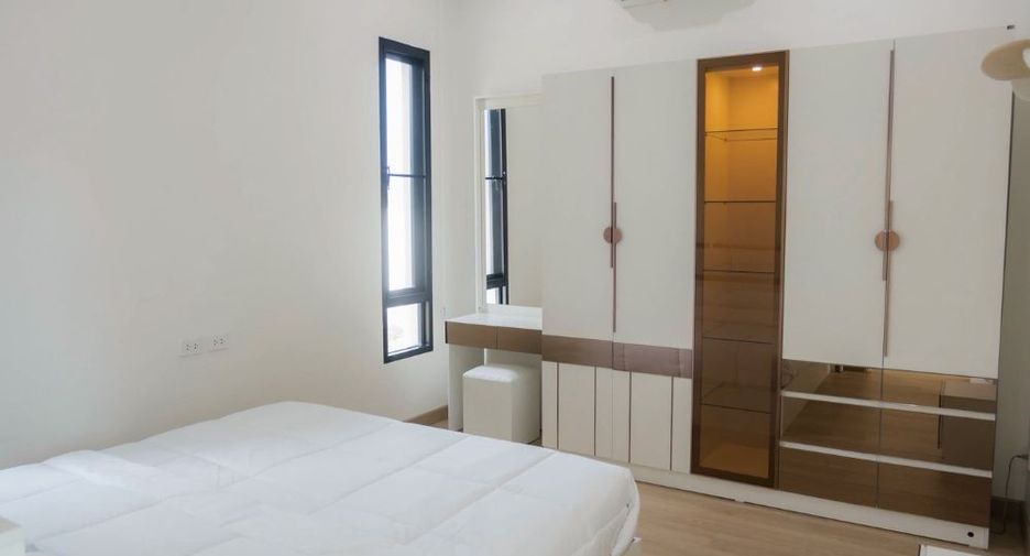 Casa en venta de 4 habitaciones en Mueang Chiang Mai, Chiang Mai