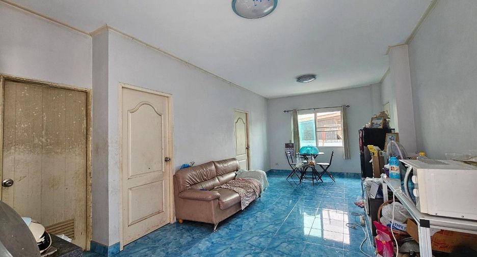 À vendre 5 chambres maison à Mueang Chon Buri, Chonburi