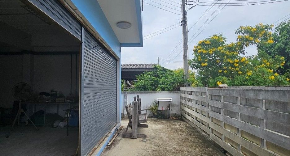 À vendre 5 chambres maison à Mueang Chon Buri, Chonburi