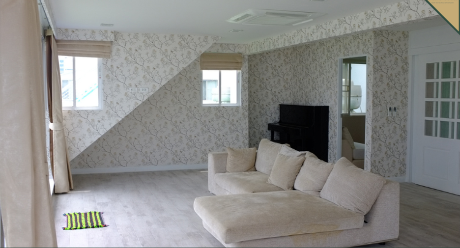 For sale 5 bedrooms condo in Watthana, Bangkok