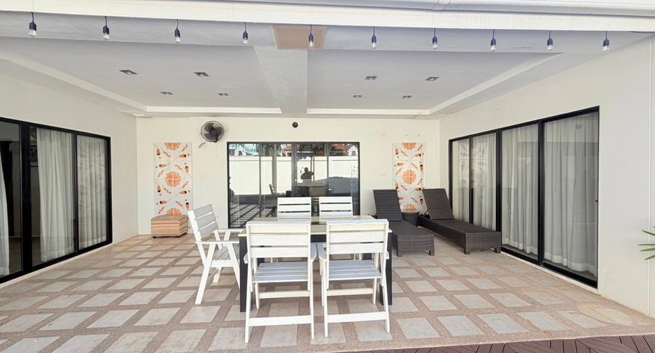 Villa zur Miete mit 3 Zimmer in Bang Lamung, Chonburi