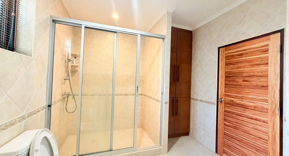 Villa zur Miete mit 3 Zimmer in Bang Lamung, Chonburi