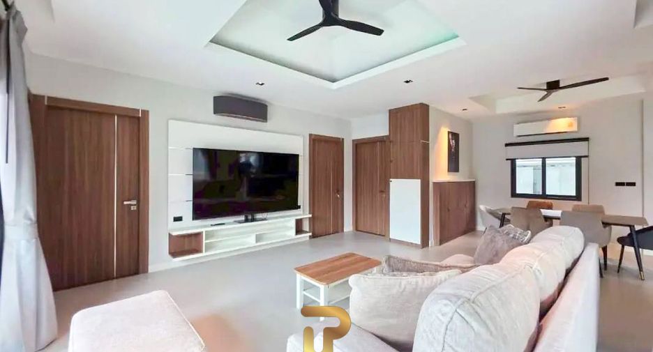 For sale 3 ベッドルーム villa in Huay Yai, Pattaya