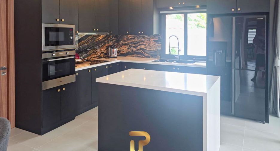 For sale 3 ベッドルーム villa in Huay Yai, Pattaya