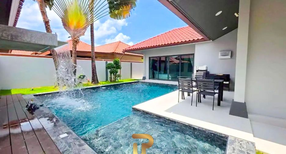 For sale 3 ベッドルーム villa in Huay Yai, Pattaya